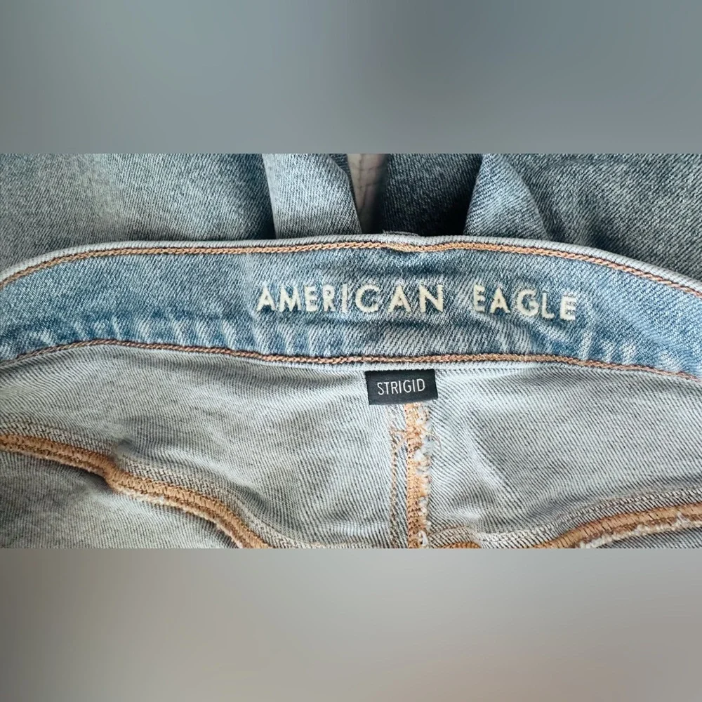 American Eagle Outfitters Blue Jean Shorts with Frayed Hem - Picture 8 of 9